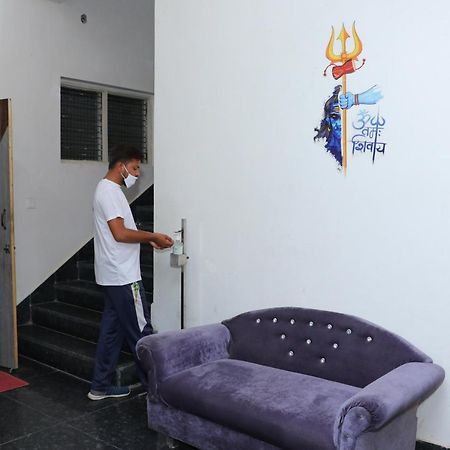 Hotel Kcr Агра Екстериор снимка